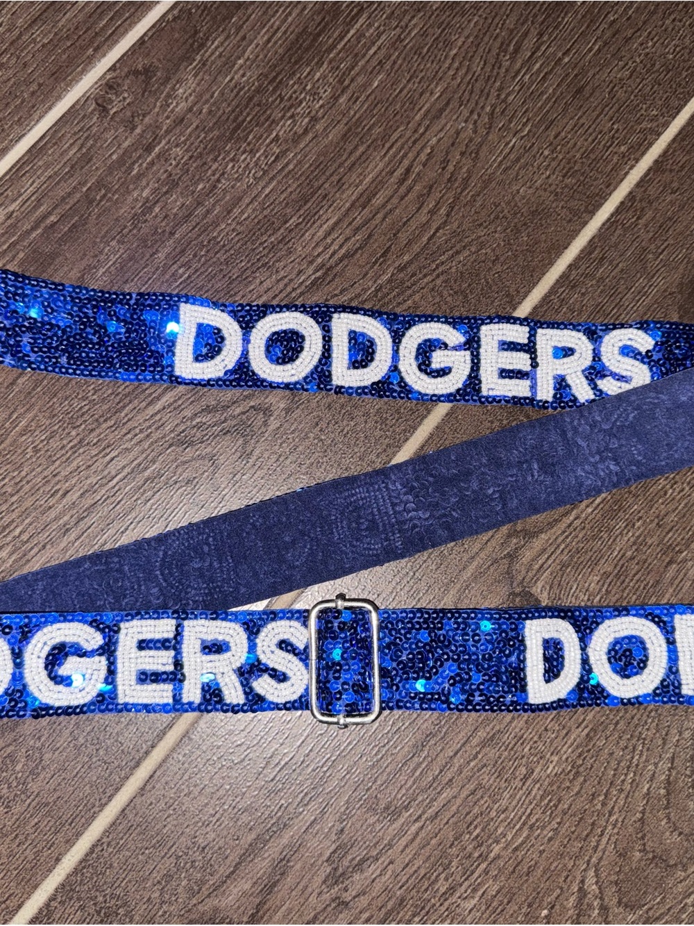BRAND NEW Los Angeles Dodgers Sequin Adjustable Purse Strap